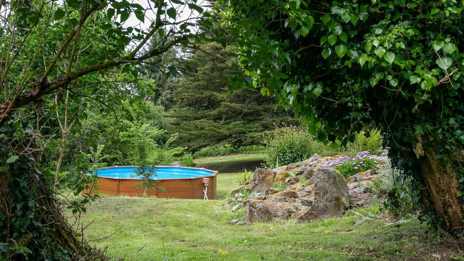 Gite Le Cornouaille - 8 Personnes contacts